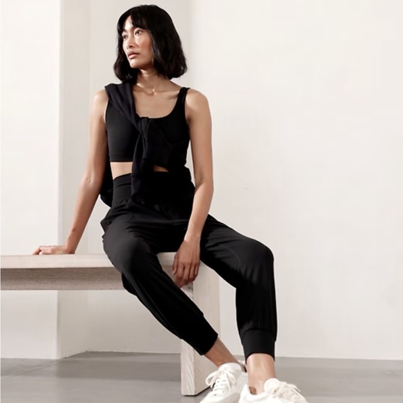 ✨ ATHLETA SALUTATION JOGGERS ✨ - Picture 7 of 12